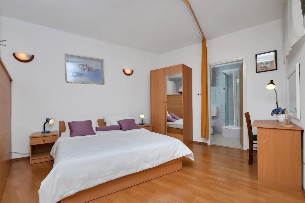 Ivan Makarska Exterior photo