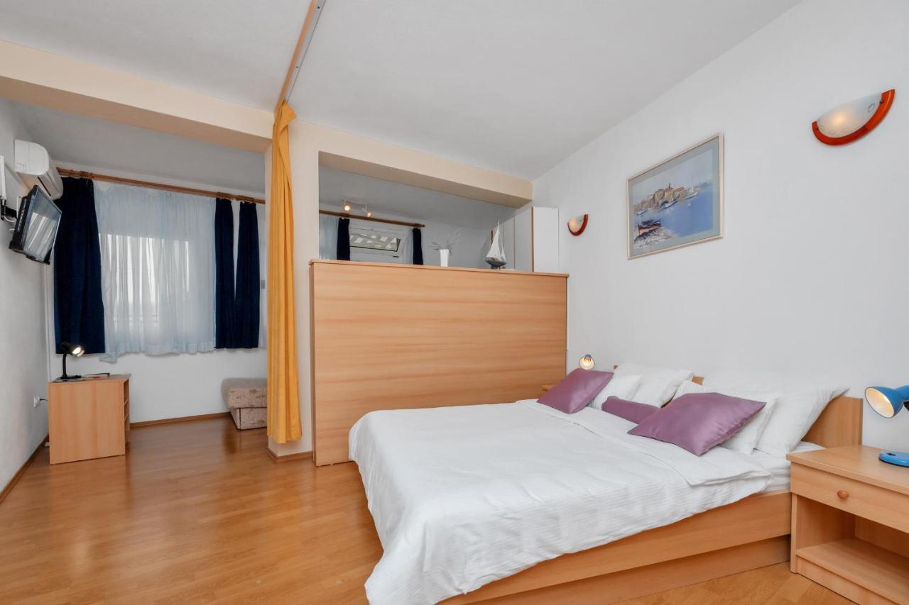 Ivan Makarska Exterior photo